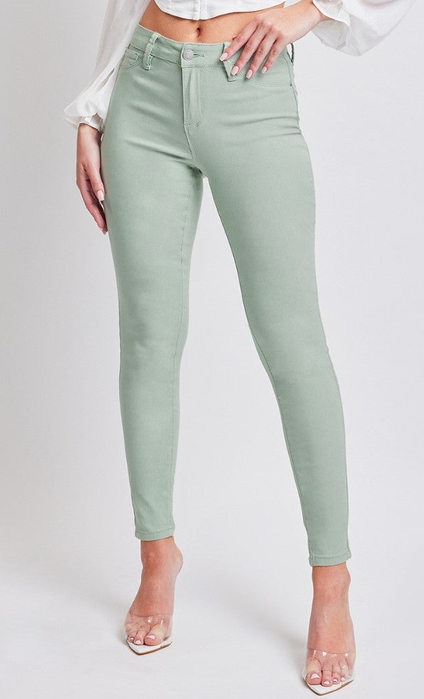 Jade Hyperstretch Mid-Rise Skinny Jeans