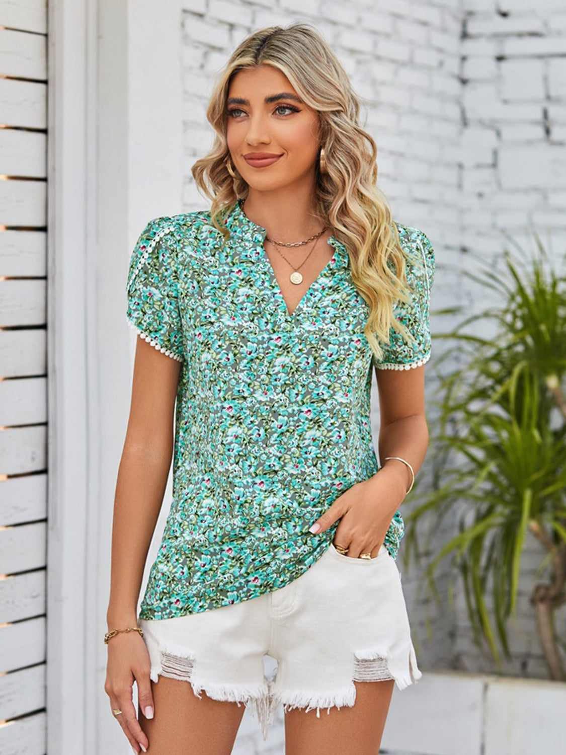 Flirty Floral Blouse *2 colors*