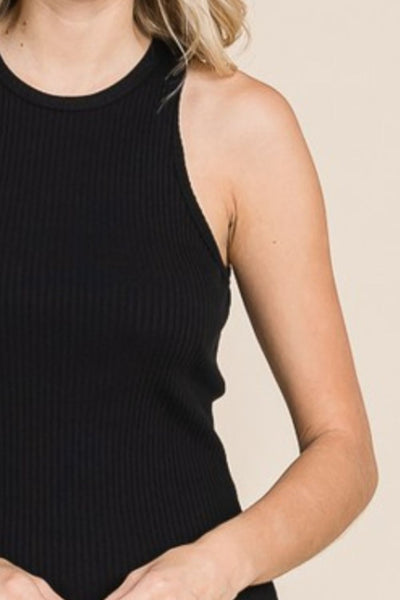 Simple Ribbed Round Neck Tank in Black