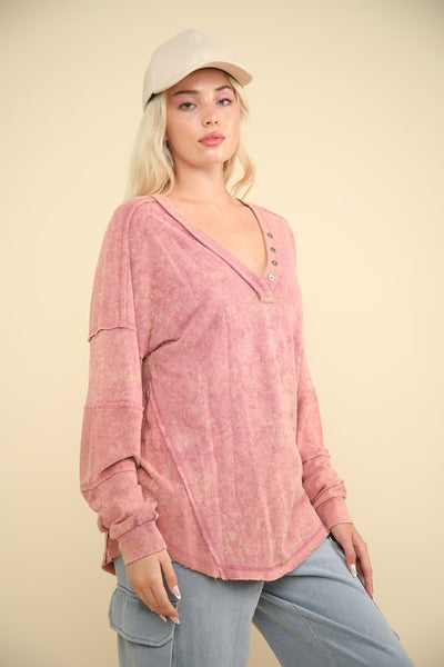 VERY J Washed V-Neck Exposed Seam Knit Top - Mauve