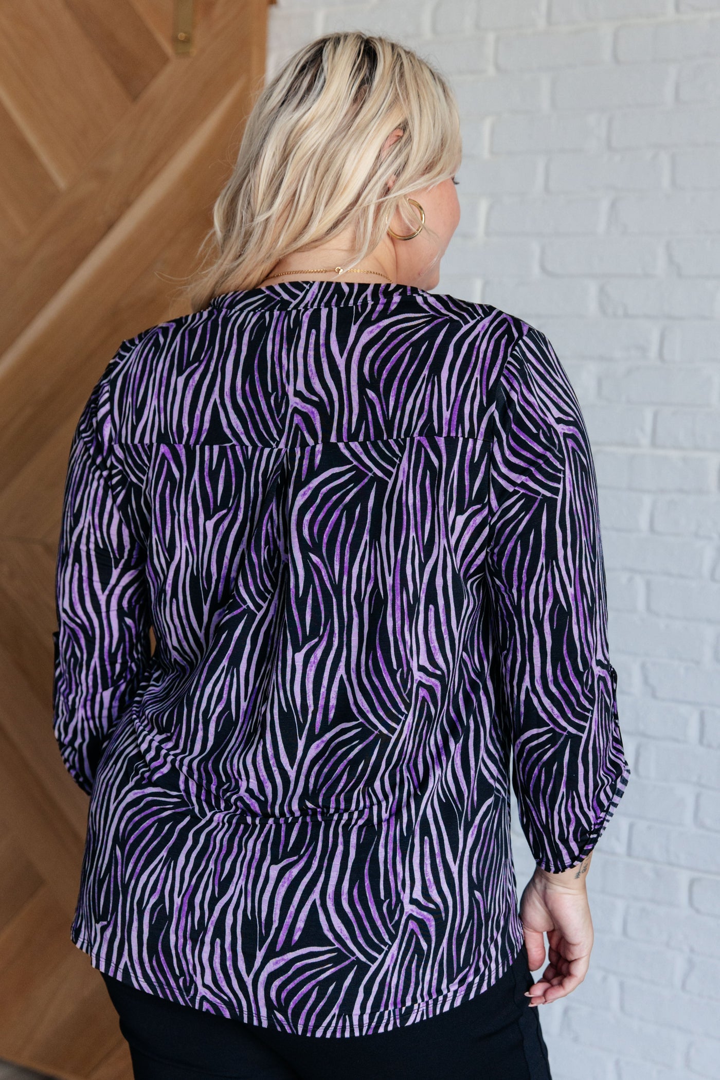 Lizzy Top in Violet and Black Multi Stroke