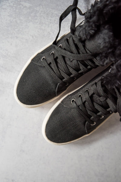 Corkys Templin Sneakers in Black