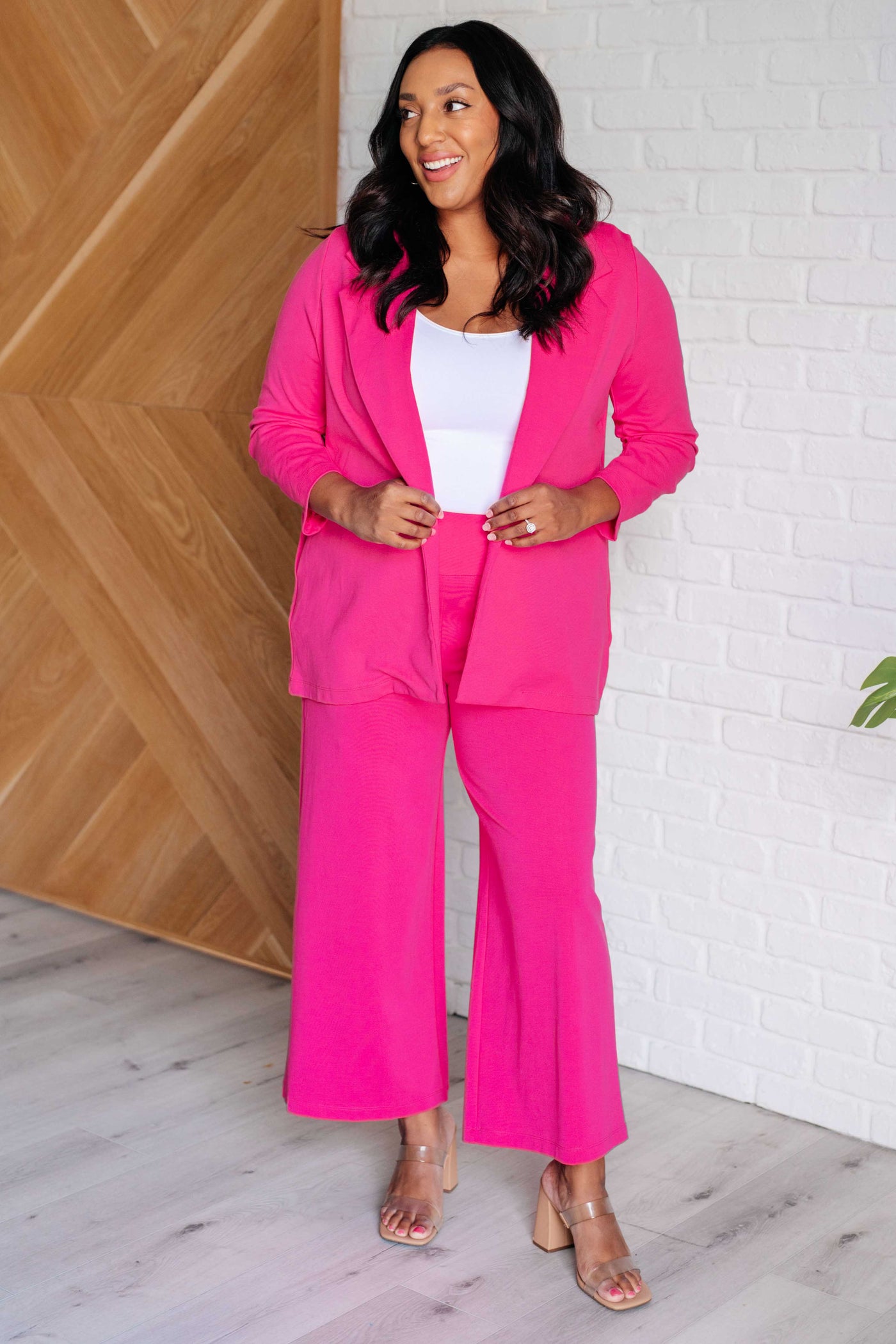 Magic Wide Leg Crop Pants in Hot Pink