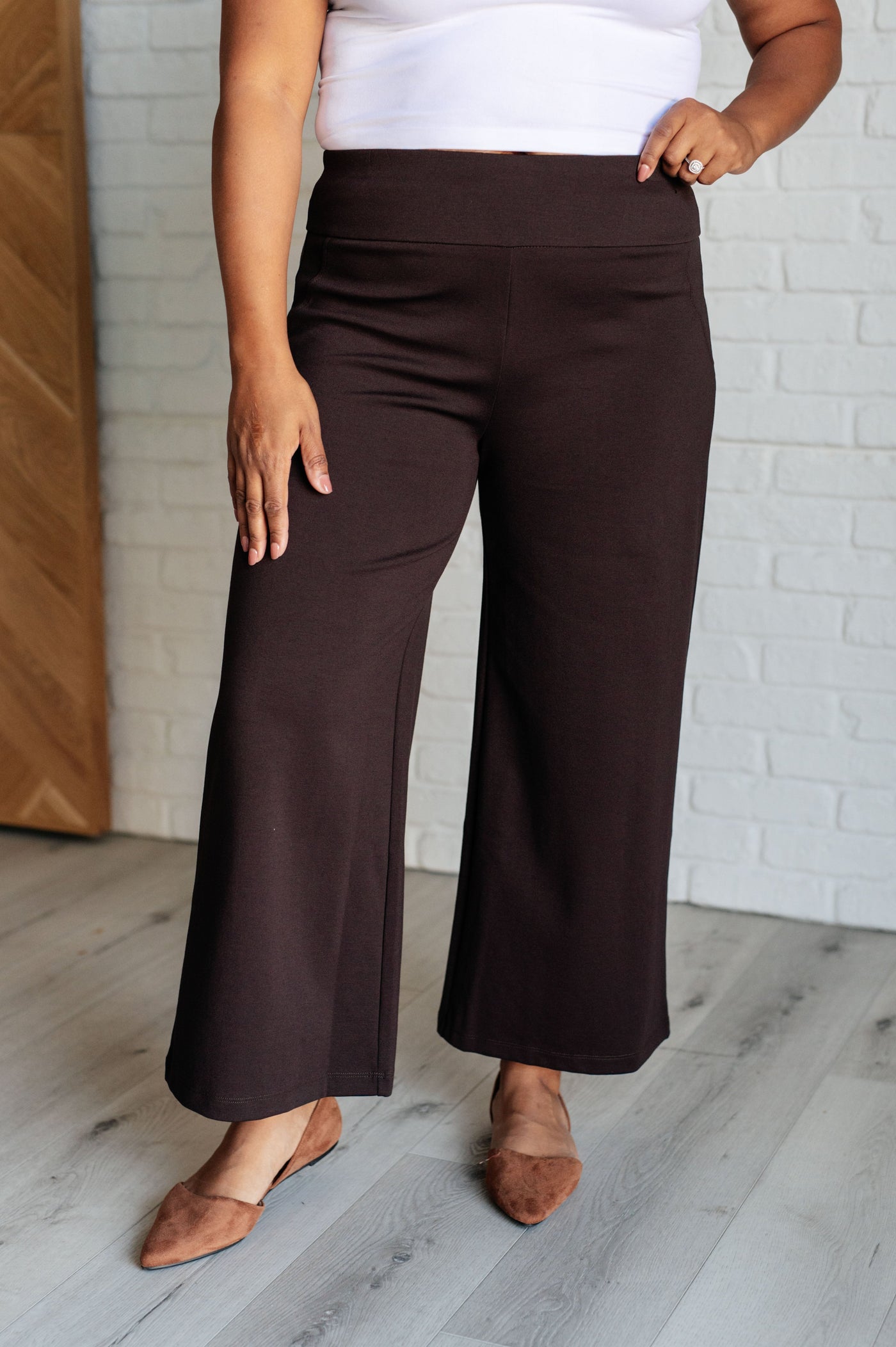 Magic Wide Leg Crop Pants in Chocolate