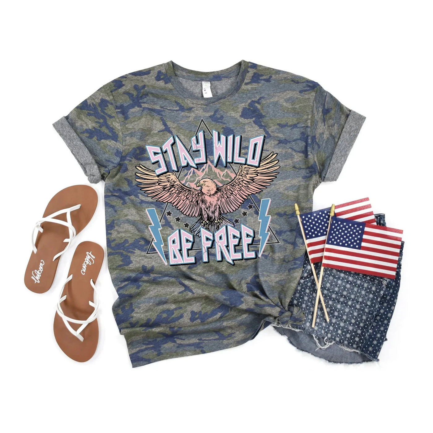 STAY WILD BE FREE GRAPHIC TEE