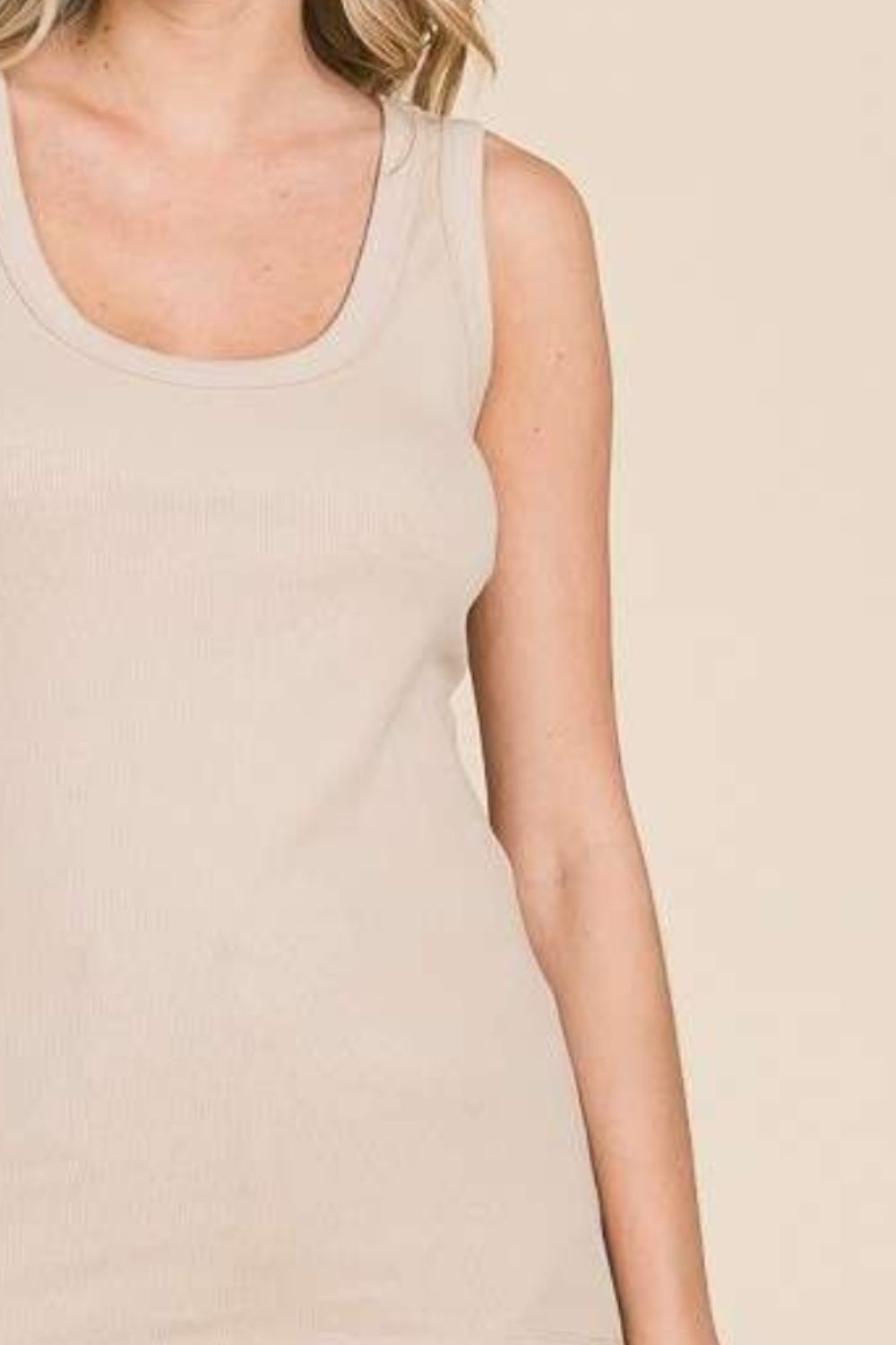 Simple Ribbed Scoop Neck Tank in Sand