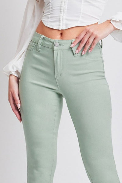 Jade Hyperstretch Mid-Rise Skinny Jeans