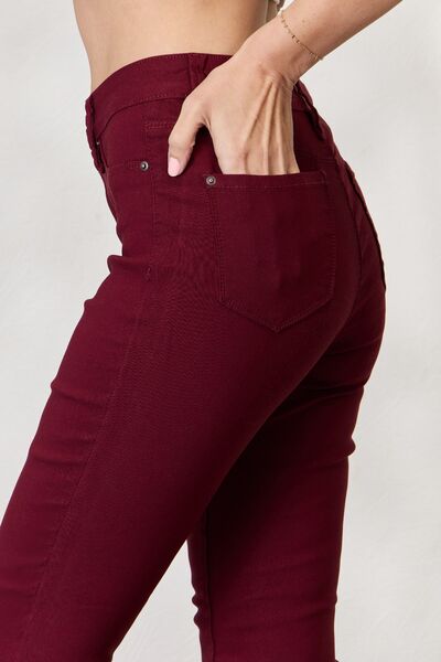 Belle Hyperstretch Mid-Rise Skinny Jeans in Wine
