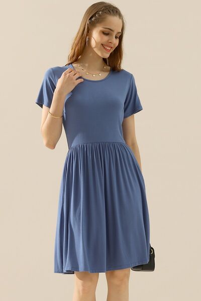 Everyday Chic Dress with Pockets