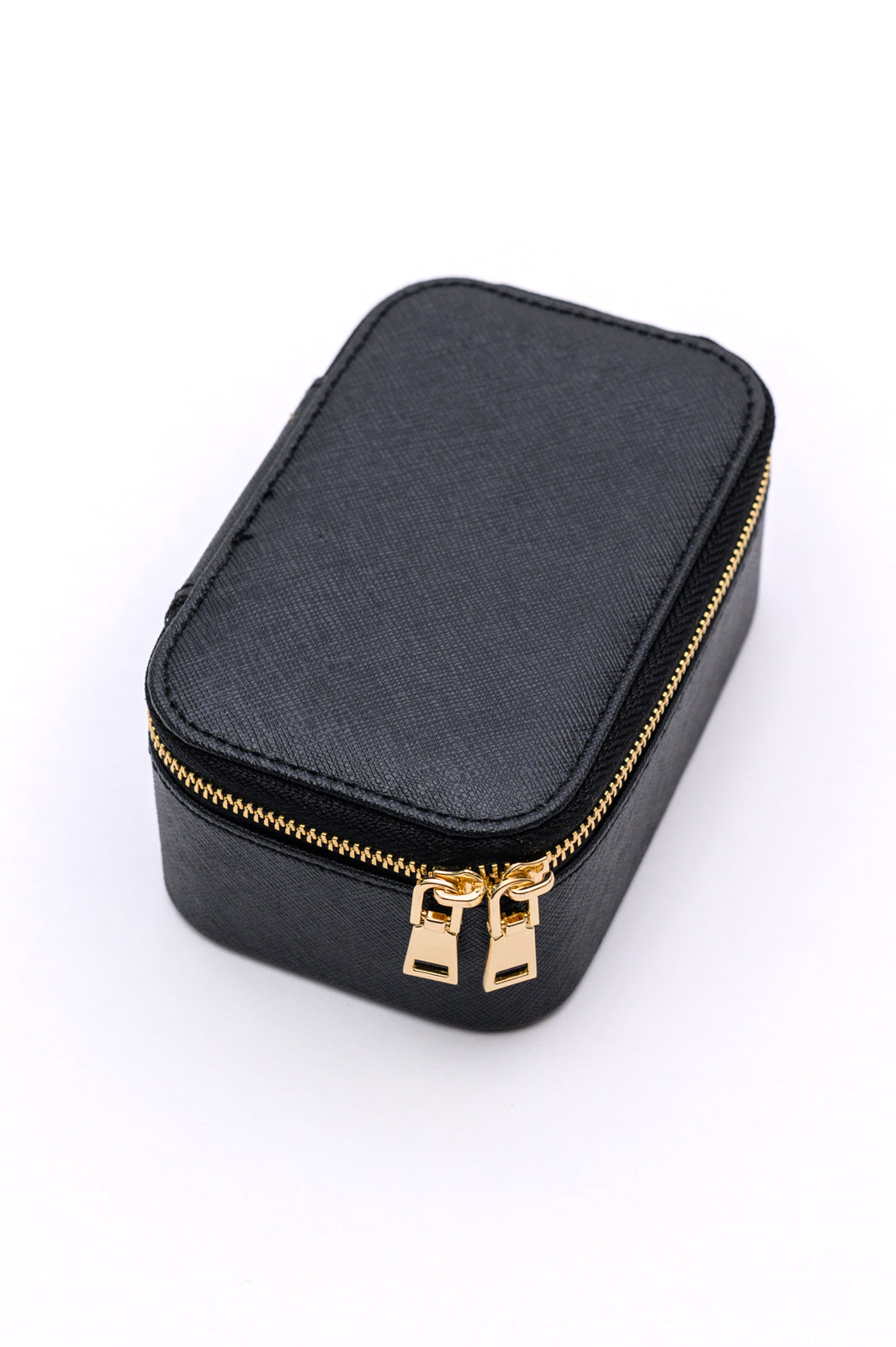 Hidden Gems Jewelry Case in Black