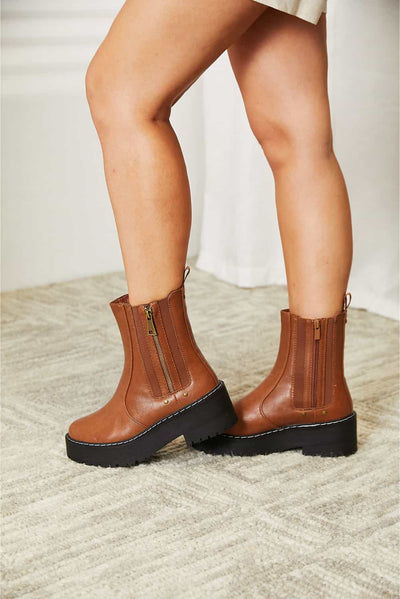 Elevated Style Platform Boots in Chestnut