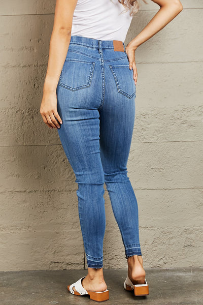 Judy Blue Janavie Pull On Skinny Jeans